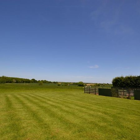Little Bullocks Farm Bed & Breakfast Takeley Exterior photo
